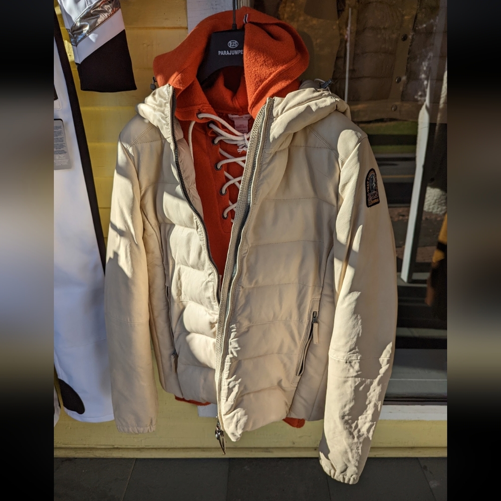 ISO!! Parajumpers Coat
